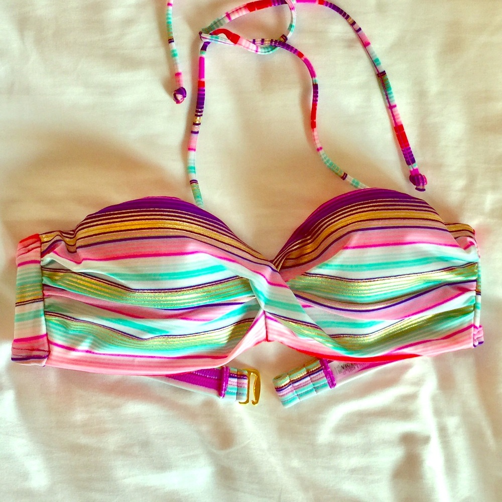 NWOT Victoria's Secret Swim Top