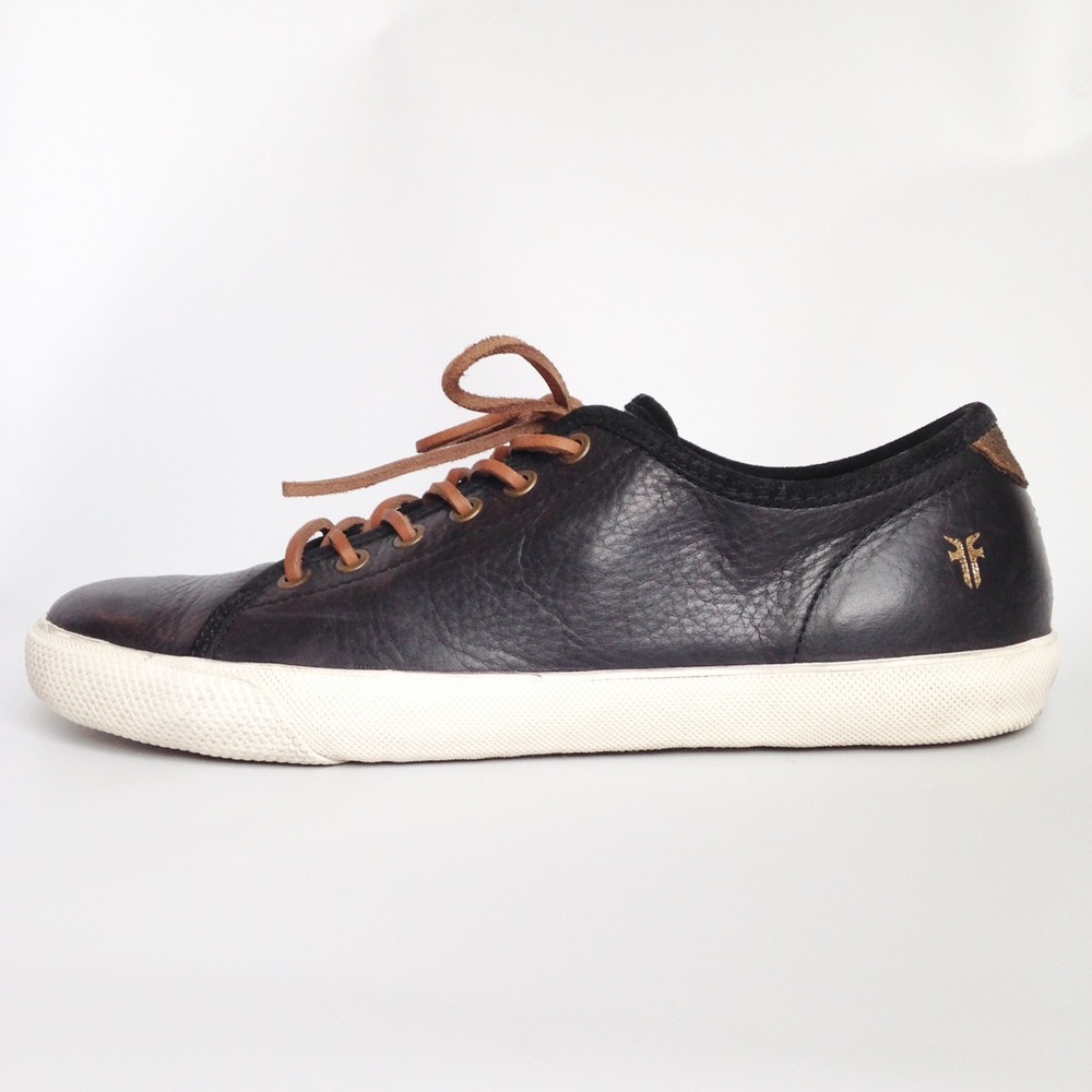FRYE Men's 9.5 Black Chambers Low Top EUC