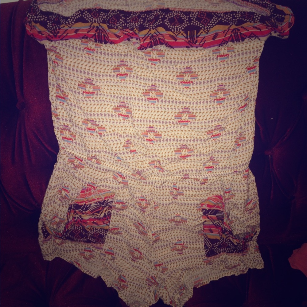Tribal jumper