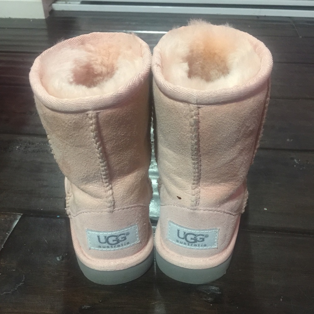 Toddler light pink uggs