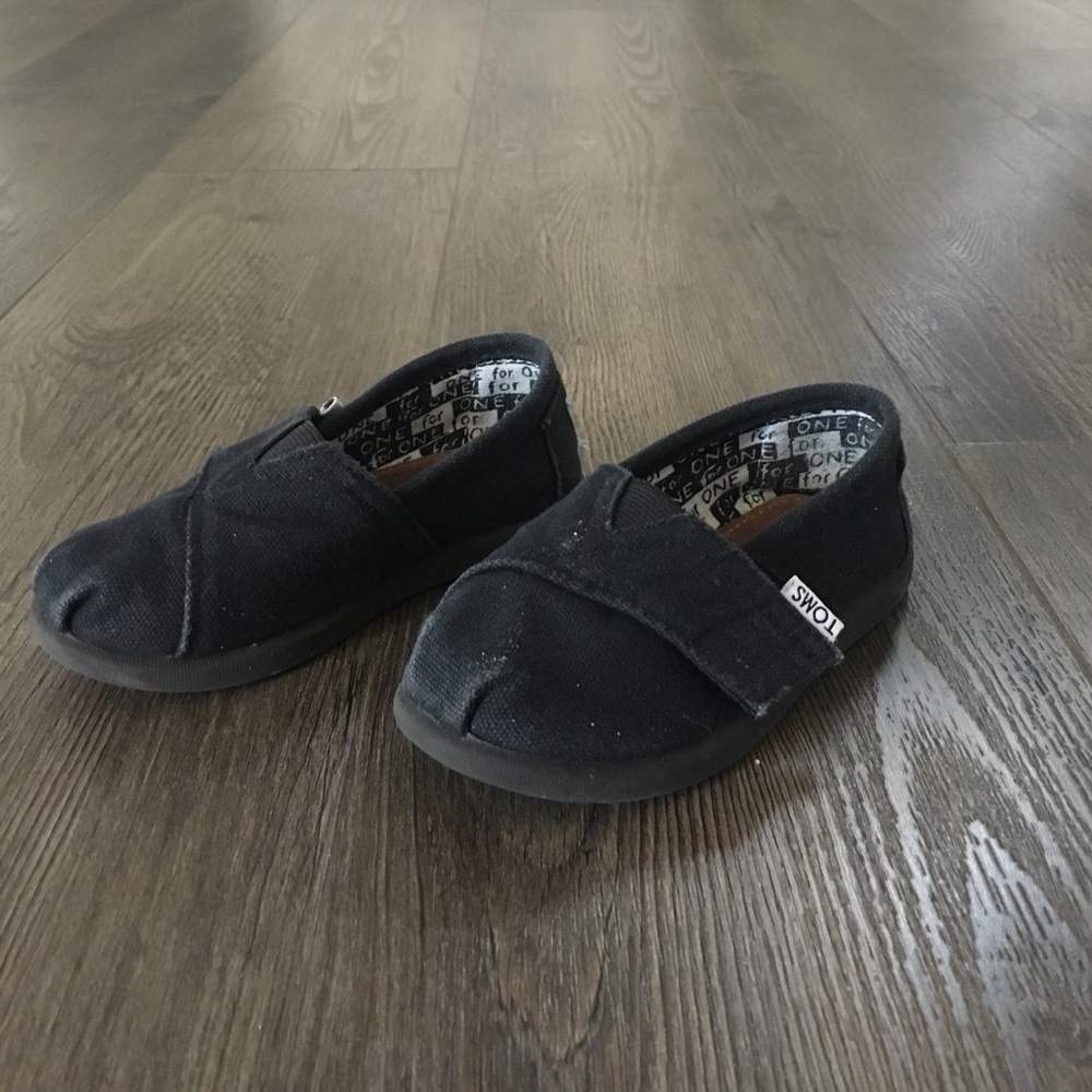 TOMS