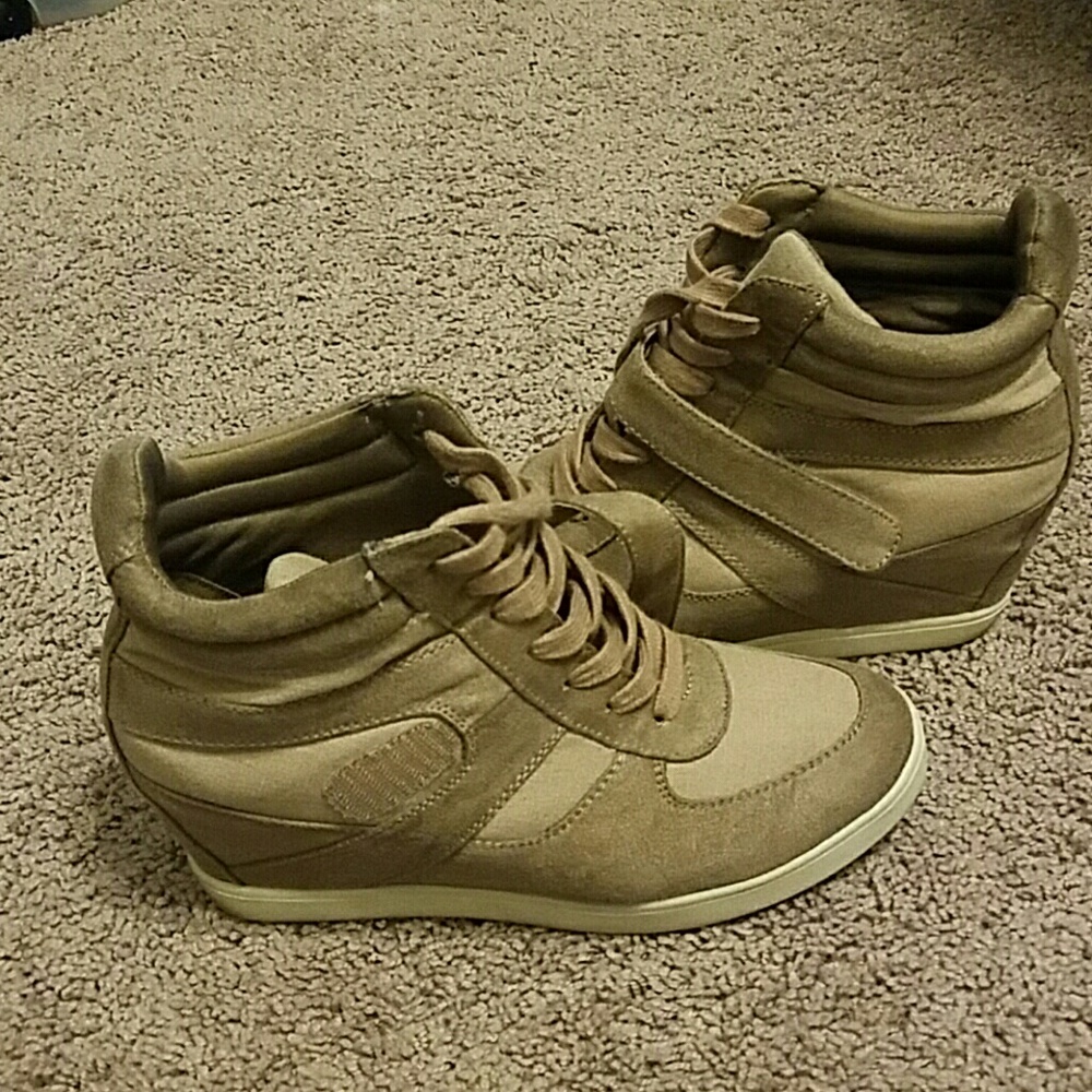 Madden girl wedge shoe