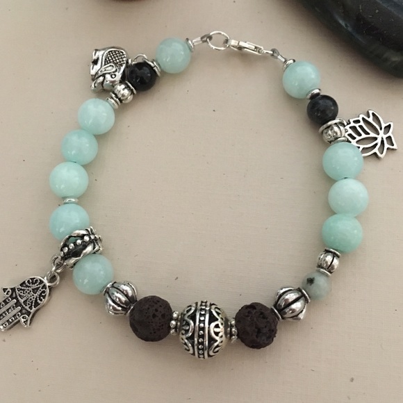 Jewelry - 🆕Essential Oil Yoga Charm Bracelet