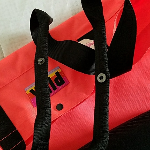 🌼PINK VICTORIA'S SECRET button tote bag🌼 - Picture 3 of 4