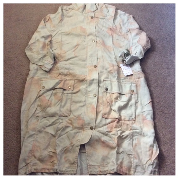 Free People Lightweight Jacket - Picture 3 of 4