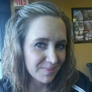 Meet your Posher, Pamela