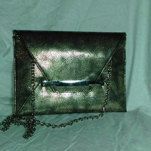 Mossimo Clutch