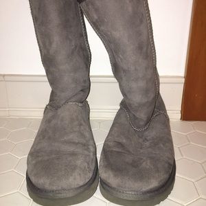 Tall grey uggs