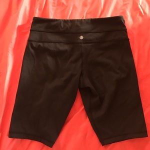 lululemon bike shorts