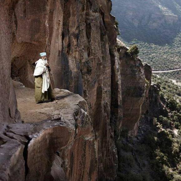 Meet your Posher, Tsegey - Picture 1 of 1