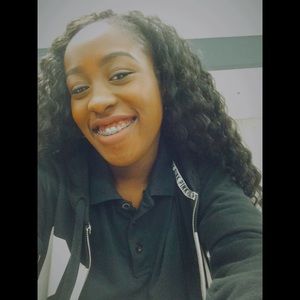 Meet your Posher, Alaina