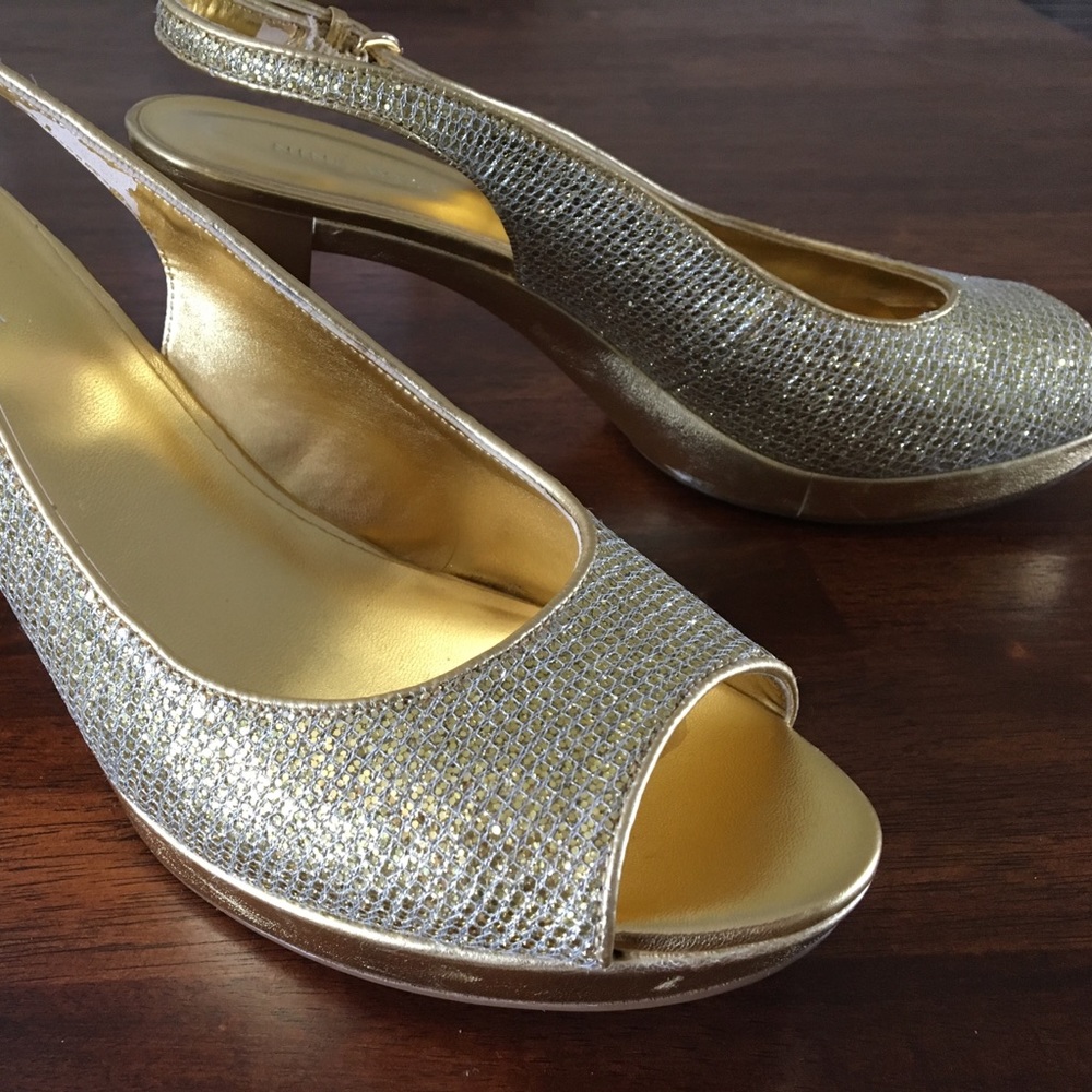 Nine West gold sparkle heels