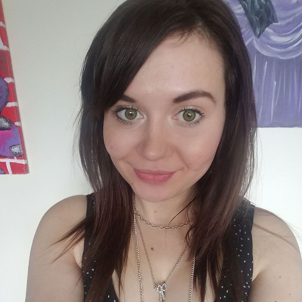 Meet your Posher, Mia