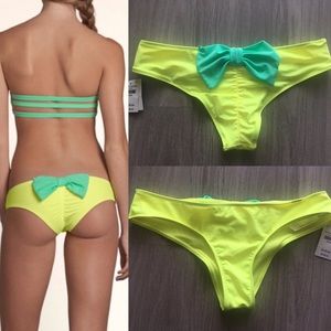 Hollister, HCO cheeky bikini bottoms bow NWT