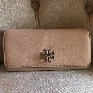 TORY BURCH WALLET • light pink! 💕