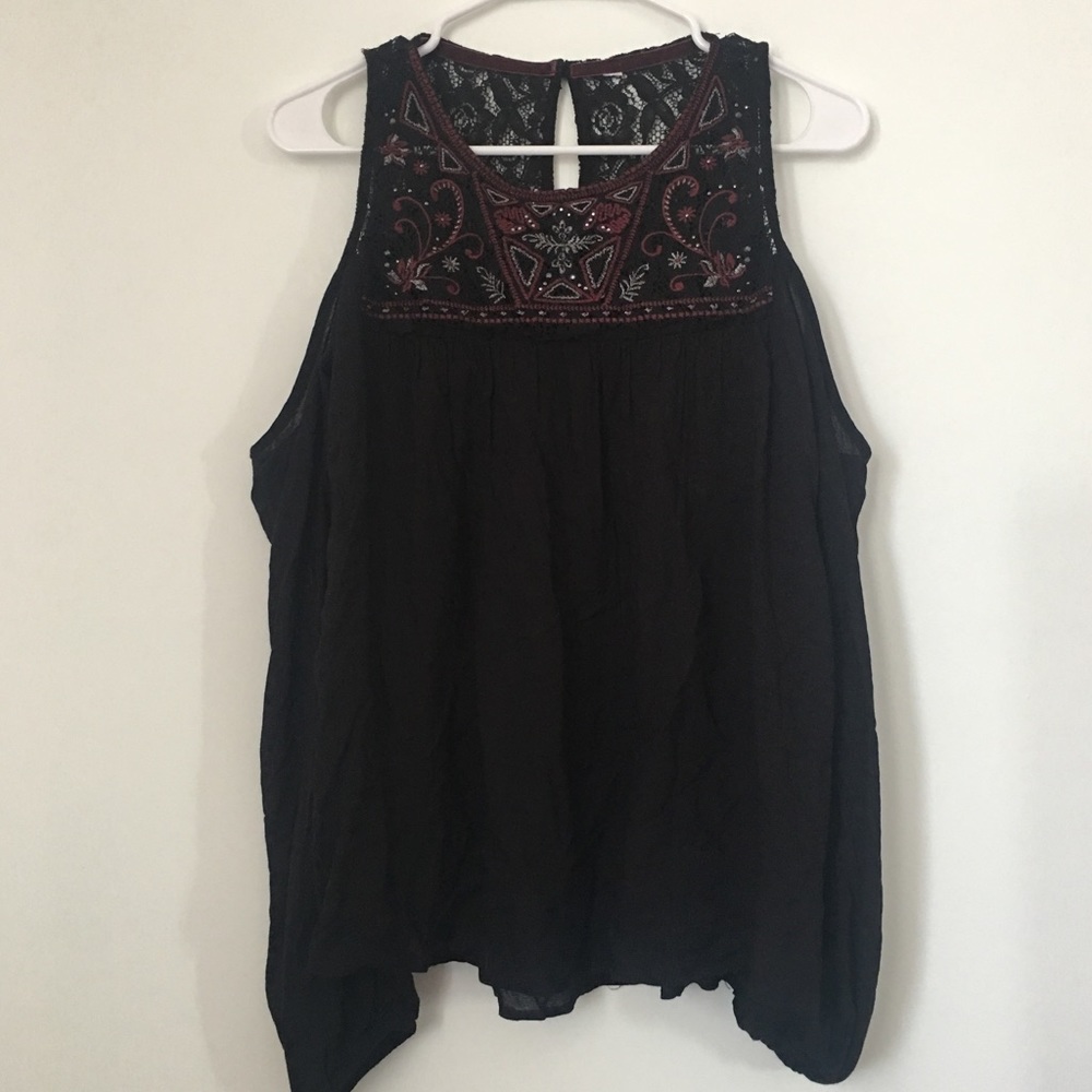 Open shoulder long bell sleeve flowy top