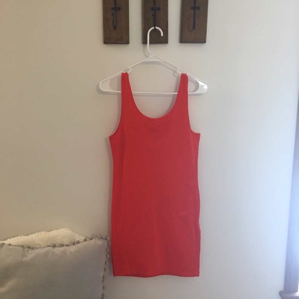Dress - Picture 3 of 5