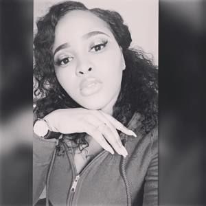 Meet your Posher, Keisha