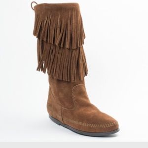 Minnetonka Brown 2 Layer Fringe Boots