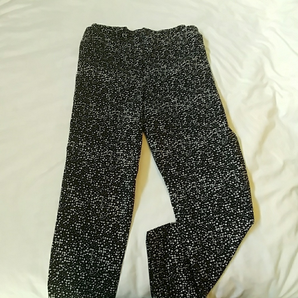 Lane Bryant Black/White Print Cropped Pant Size 18