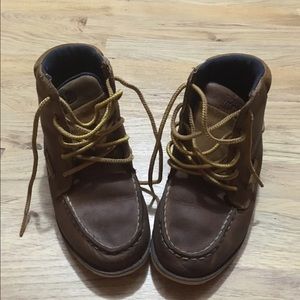 Boy Sperry's boots size 13