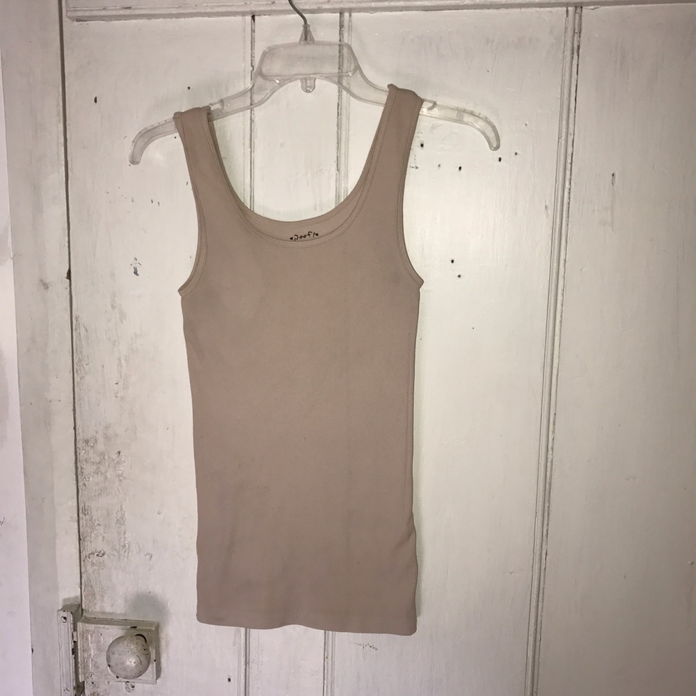 Ribbed tan tank top