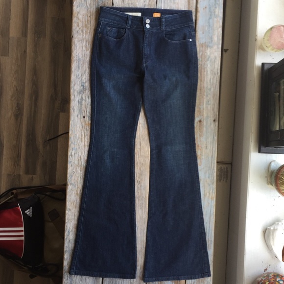 Pilcro Superscript Flare Jeans - Picture 3 of 6