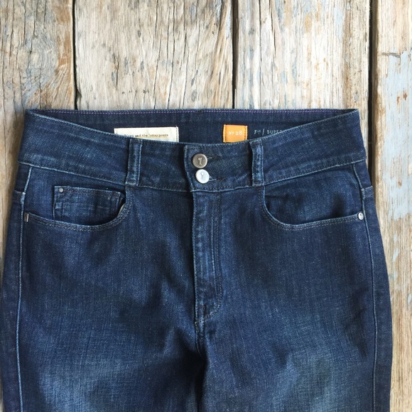 Pilcro Superscript Flare Jeans - Picture 4 of 6