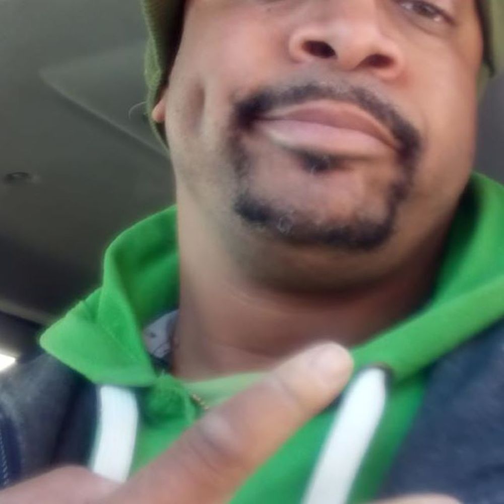 Meet your Posher, Omar