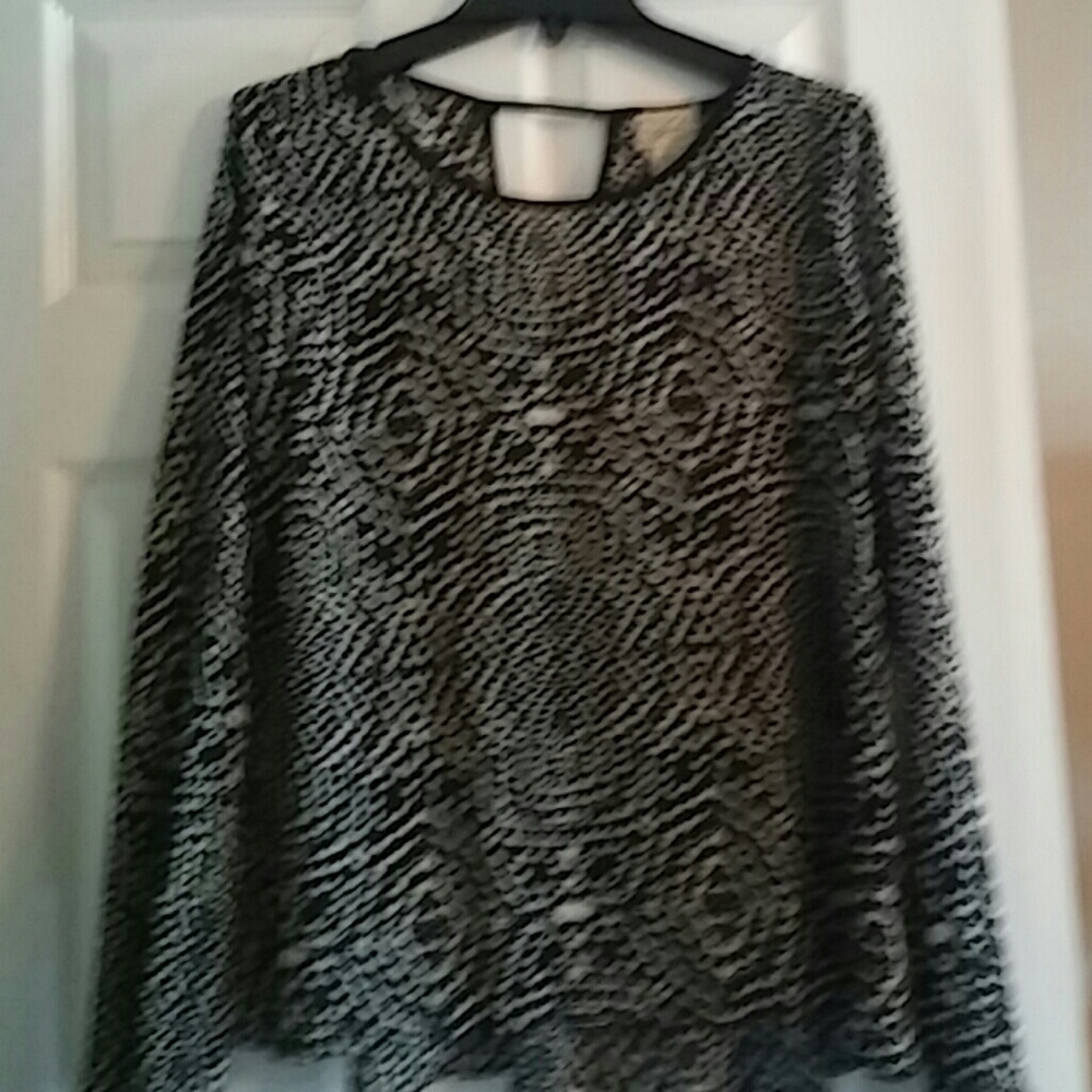 Blouse - Picture 2 of 2