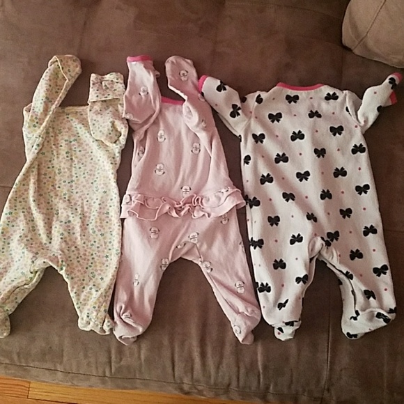 🚫🚫🚫SOLD🚫🚫🚫 Nb baby girl sleep & play bundle - Picture 3 of 4