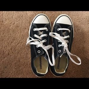 black converse