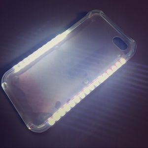 LED LIGHT UP SELFIE VLOGGING PHONE CASE