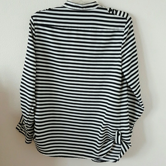 Chic striped blouse - Picture 2 of 4