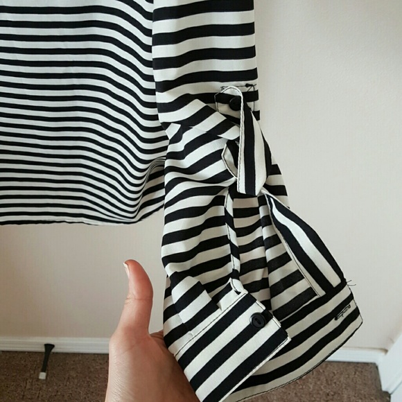 Chic striped blouse - Picture 3 of 4