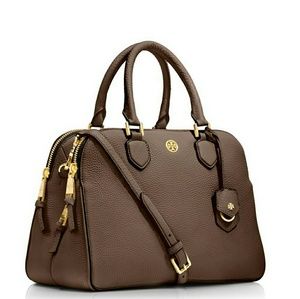 💥Authentic Tory Burch Robinson Triple Zip Pebble