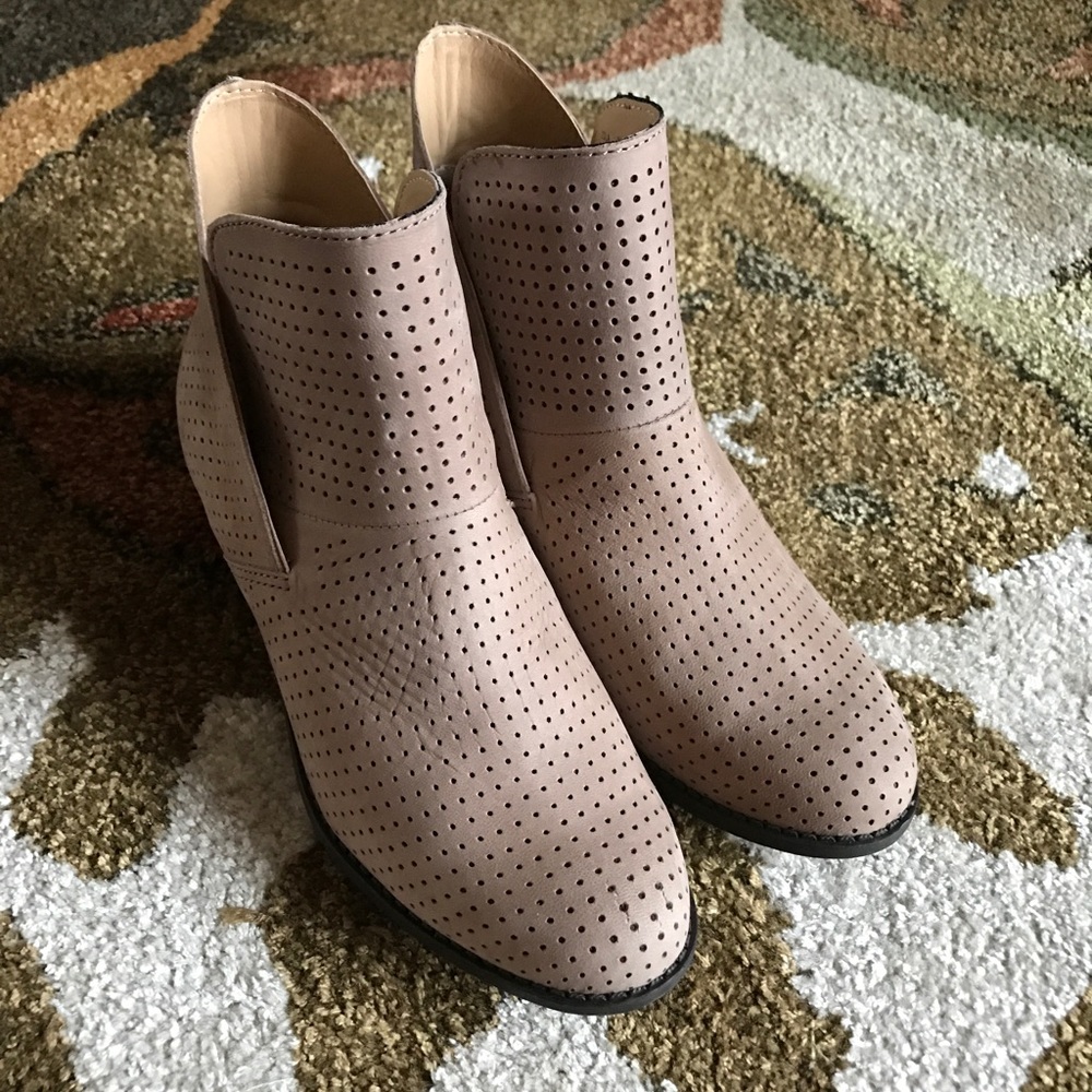 Spring booties, - Picture 2 of 3