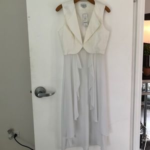 Bebe Flowy White Top *NWT* 😍