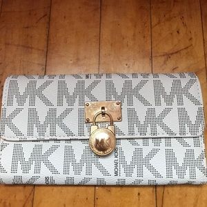 White Michael Kors Accordion Wallet