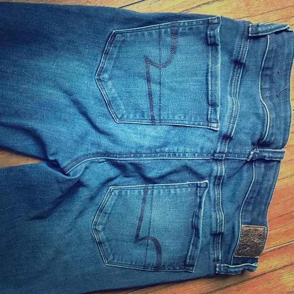 2 pairs of American eagle hi rise jeggings. - Picture 1 of 4