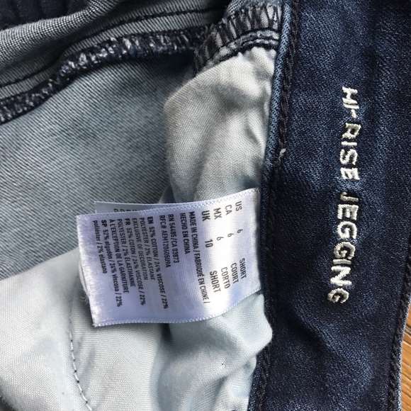 2 pairs of American eagle hi rise jeggings. - Picture 2 of 4
