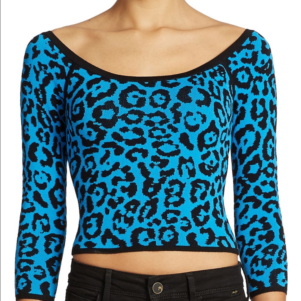 Guess blue leopard crop top sweater