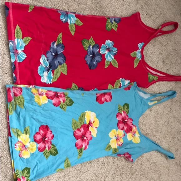 Two tanks - Picture 2 of 2