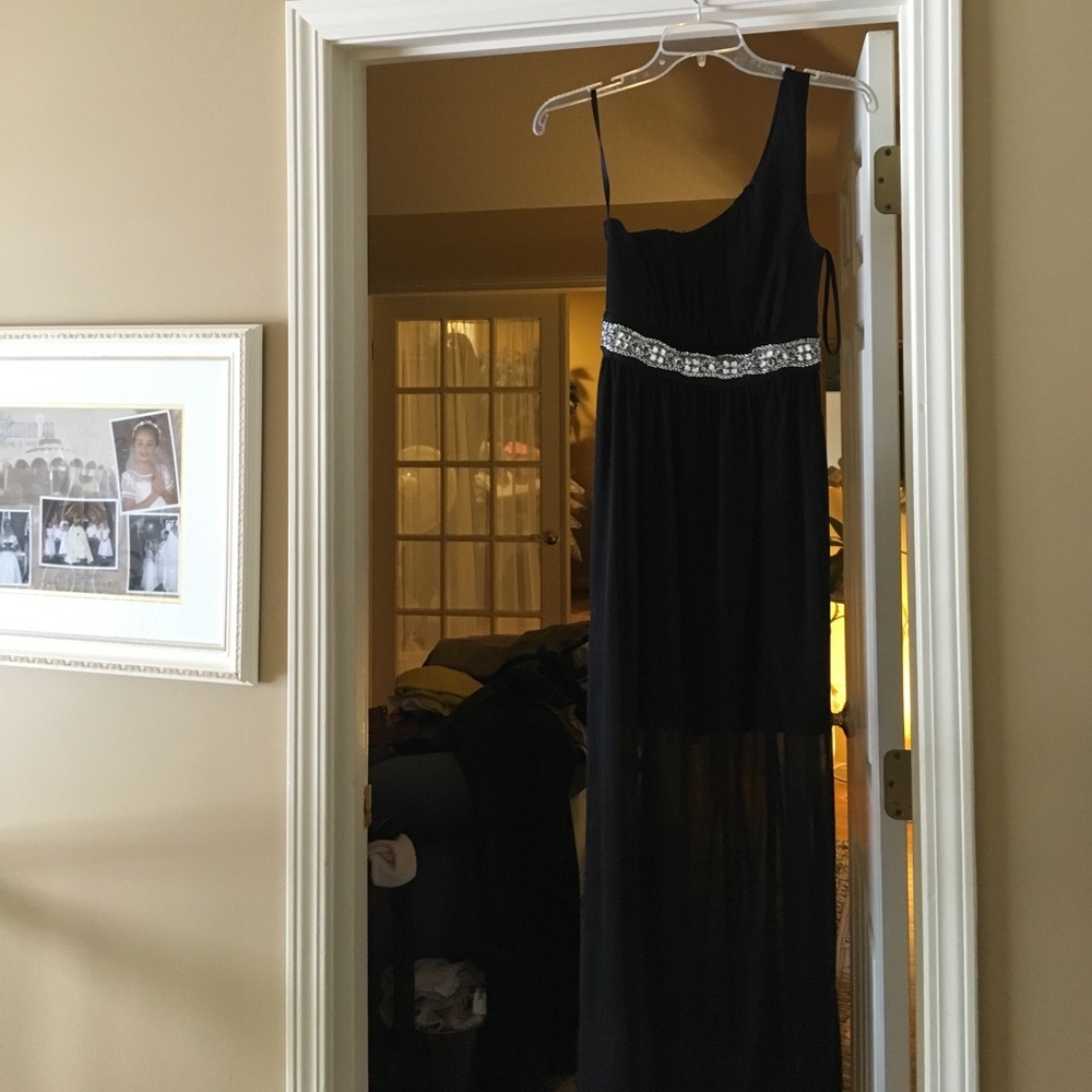 Black dress with rhinestone belt one shoulder.
