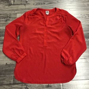 Red Long sleeve shirt perfect with leggings
