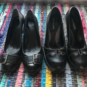 🔲 Bundle of Two Size 7 Black Heels 🔲