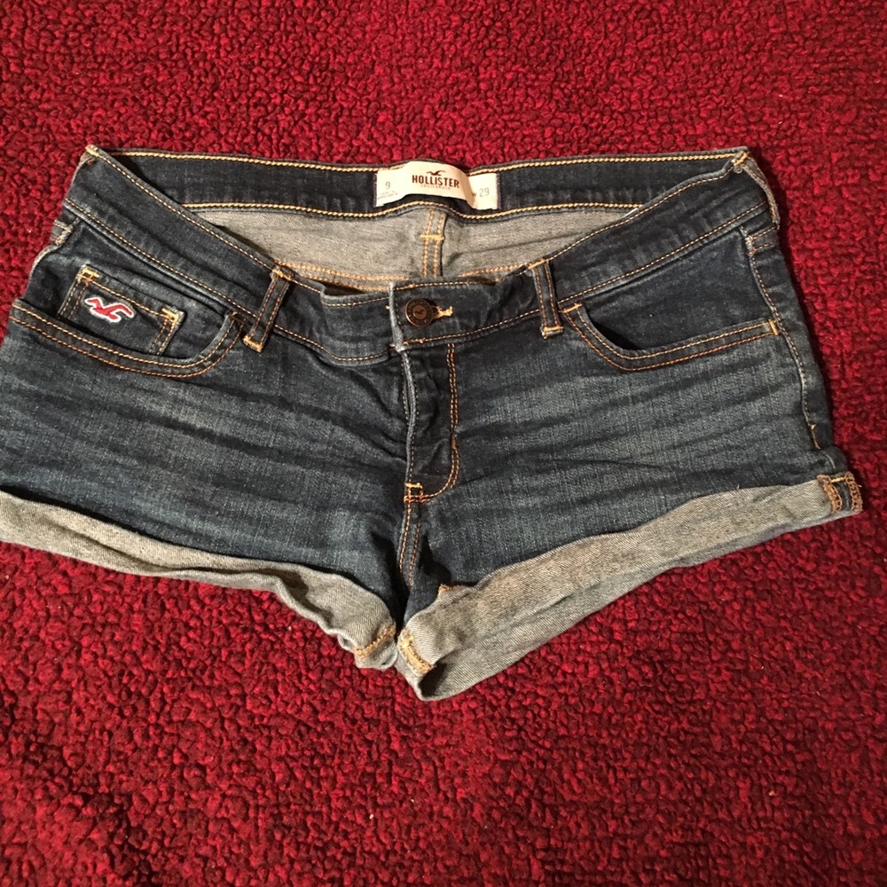 Hollister cuffed hem shorts
