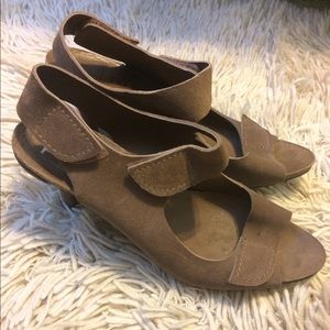 Pedro Garcia Mauve Suede Heels