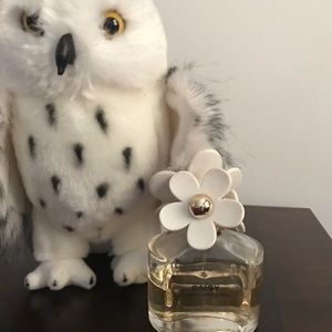 Daisy by Marc Jacobs - used- STEAL of a DEAL