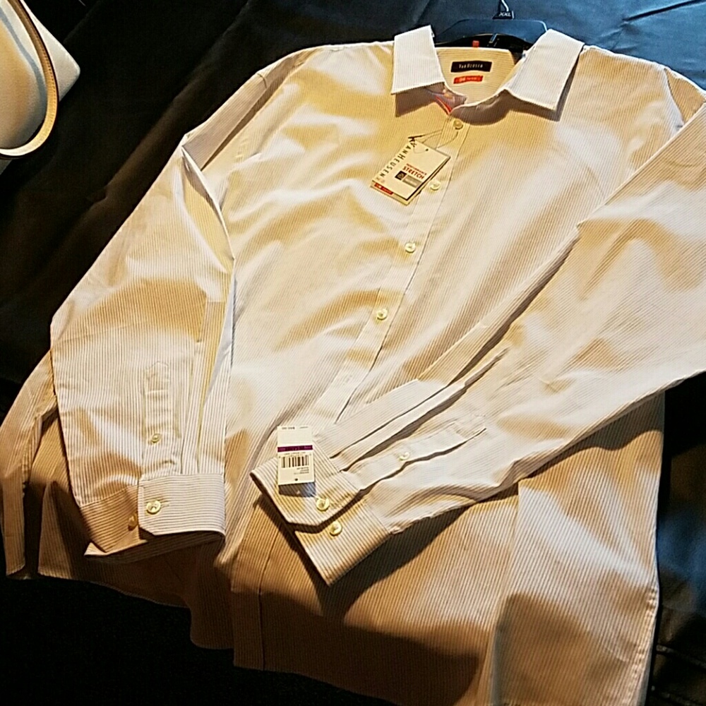 XXL White and black pin strip shirt
